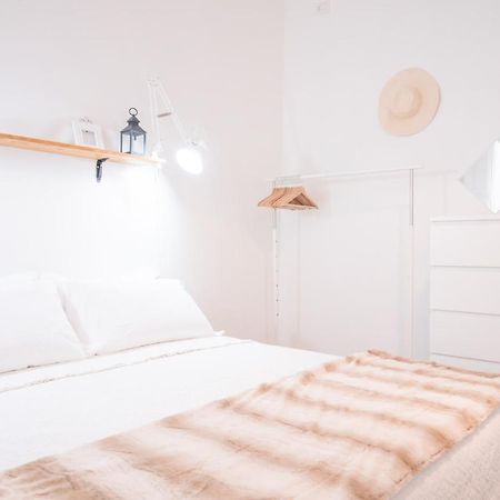 Minimalist Chic A Villanova 3Bdr - 2Bth - Wifi Каляри Екстериор снимка