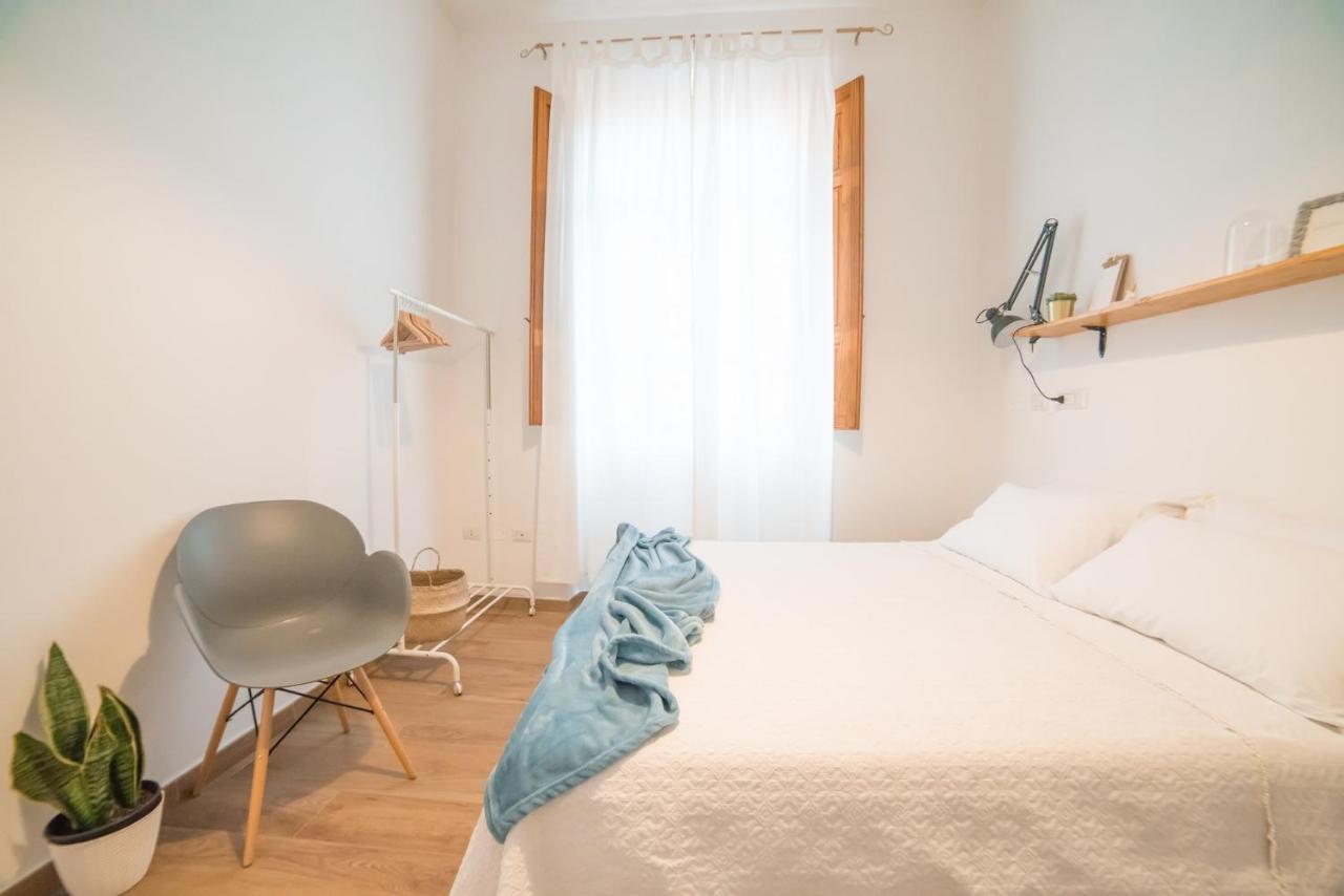 Minimalist Chic A Villanova 3Bdr - 2Bth - Wifi Каляри Екстериор снимка