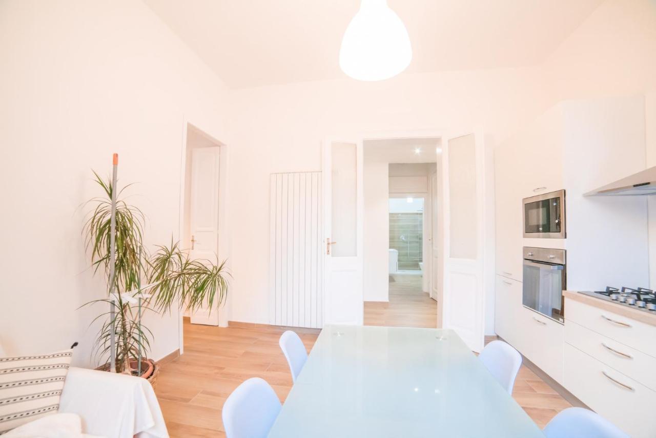 Minimalist Chic A Villanova 3Bdr - 2Bth - Wifi Каляри Екстериор снимка
