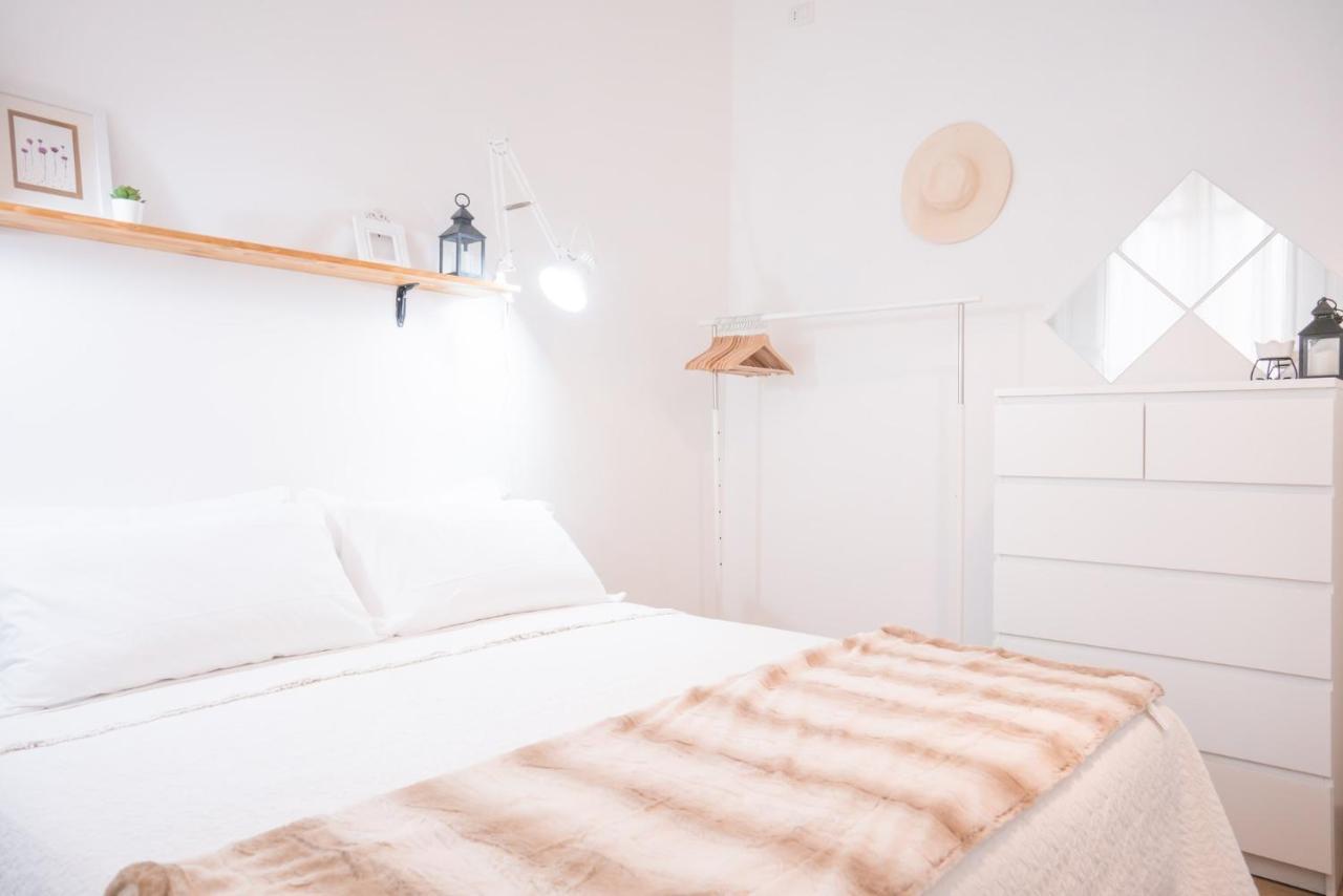 Minimalist Chic A Villanova 3Bdr - 2Bth - Wifi Каляри Екстериор снимка